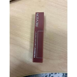 Revlon Colorstay Limitless Matte Lipstick- Lead The Way